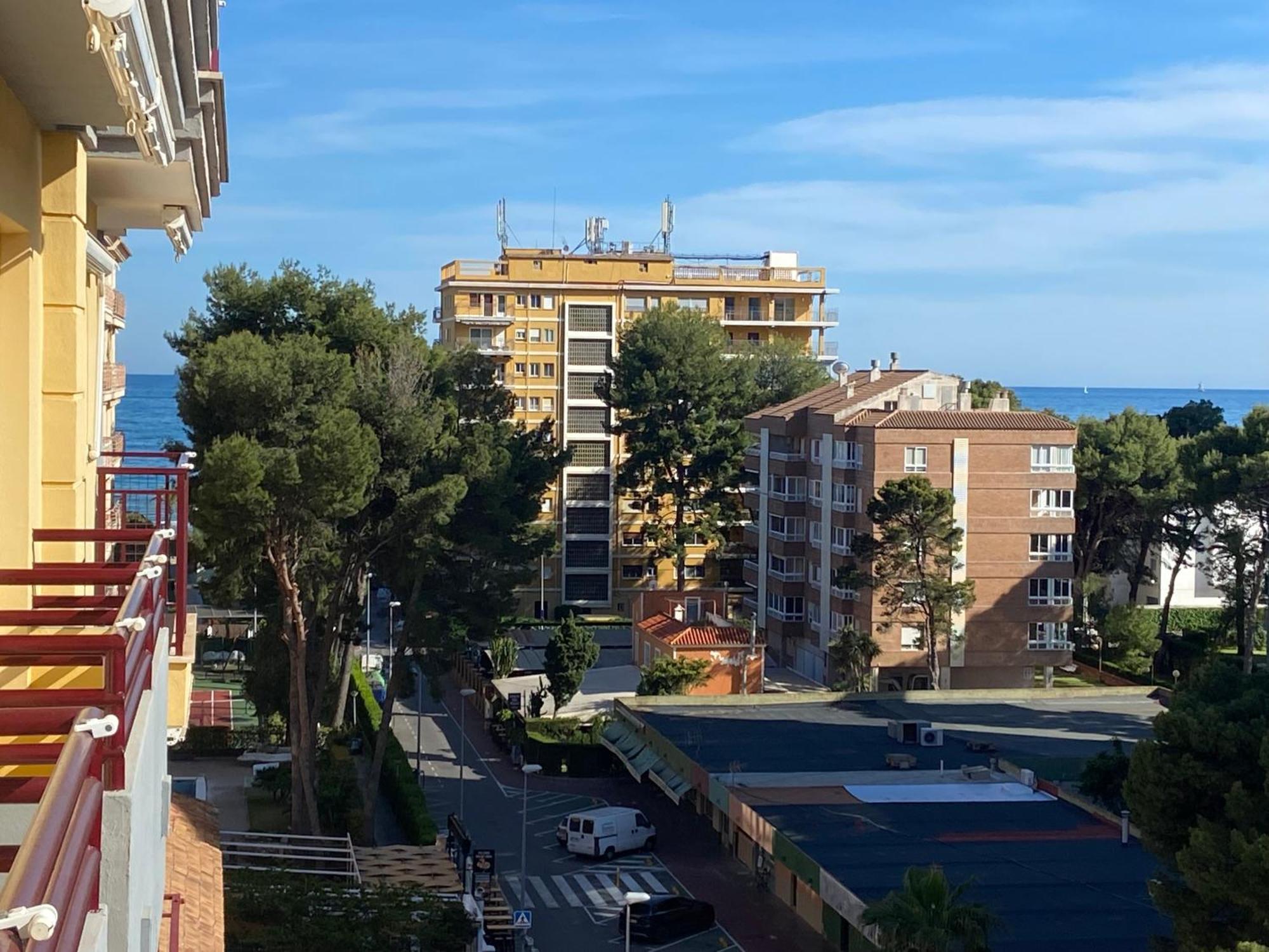 Apartamento En Voramar A 2 Minutos De La Playa Benicassim Ngoại thất bức ảnh