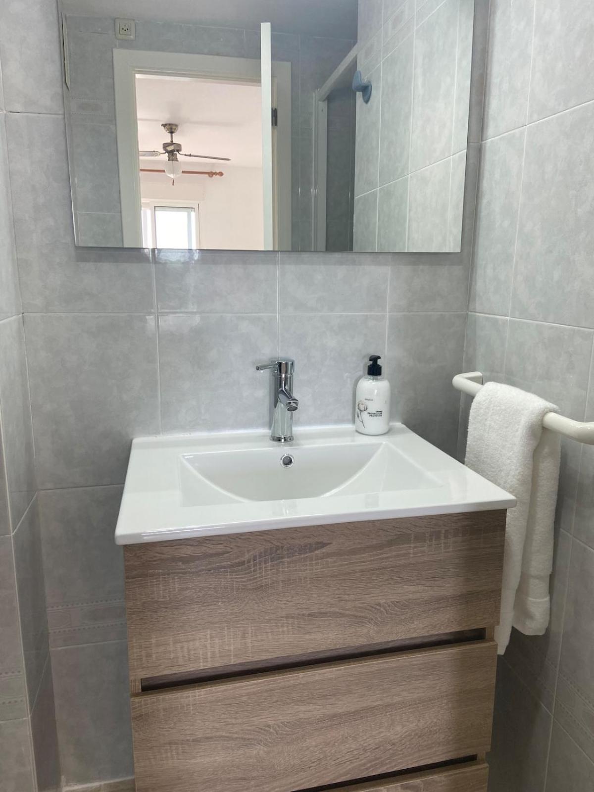 Apartamento En Voramar A 2 Minutos De La Playa Benicassim Ngoại thất bức ảnh